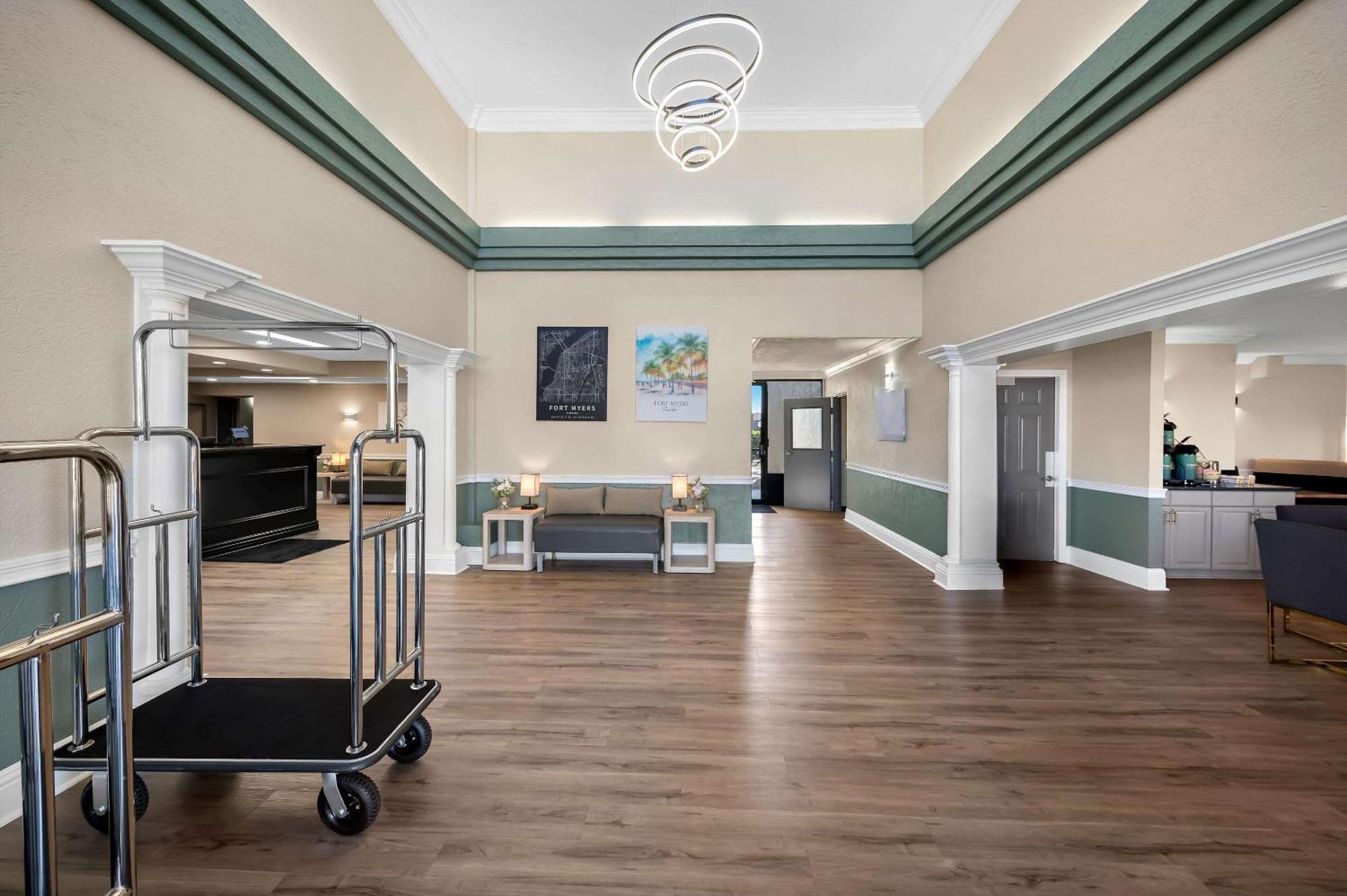 Quality Inn Fort Myers - Cape Coral Экстерьер фото